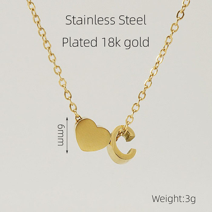 Collier avec pendentif en forme de cœur et lettre de style français décontracté, plaqué en acier inoxydable, plaqué or 18 carats