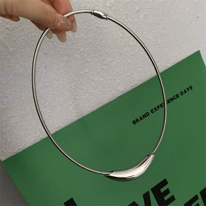 Casual Solid Color Stainless Steel Choker In Bulk