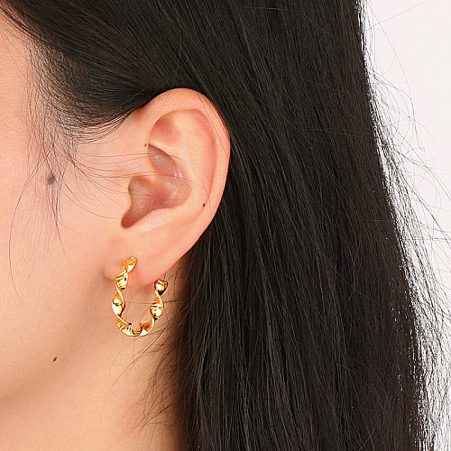 1 Paar schlichte Streetwear-Ohrringe aus Edelstahl mit Twist-Beschichtung