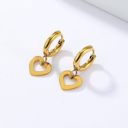 1 par de brincos pendentes banhados a ouro 18K em formato de coração da moda com revestimento de aço inoxidável