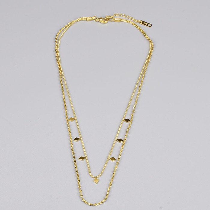 Mehrlagige Halsketten im schlichten Stil mit einfarbiger Edelstahlbeschichtung und 18-Karat-Vergoldung
