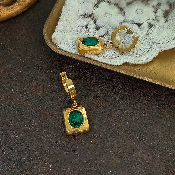 1 par de pendientes colgantes chapados en oro con diamantes de imitación de acero inoxidable con incrustaciones cuadradas de estilo simple