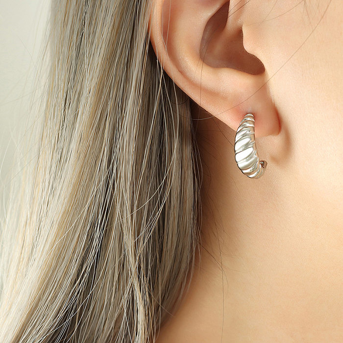 1 paire de clous d'oreilles plaqués en acier inoxydable, couleur unie, Style Simple