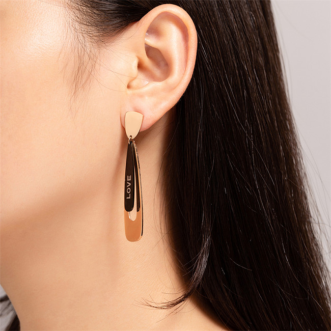 1 paire décontracté Style classique couleur bloc placage évider en acier inoxydable en acier inoxydable plaqué or Rose boucles d'oreilles