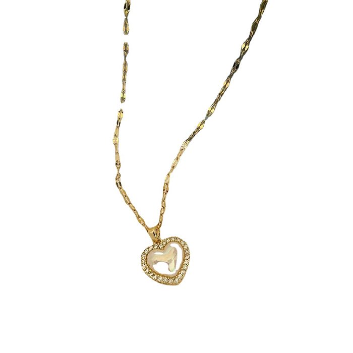 Collier pendentif plaqué or 18 carats avec incrustation de pierres précieuses artificielles en forme de cœur doux