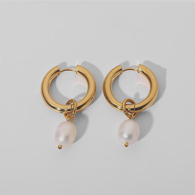 Modische runde Ohrringe aus Edelstahl mit Perlenbeschichtung, 1 Paar