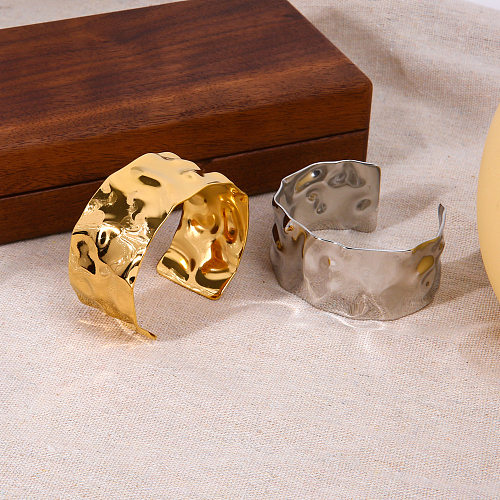 Bracelet plaqué or 18 carats en acier titanique de couleur unie de style simple