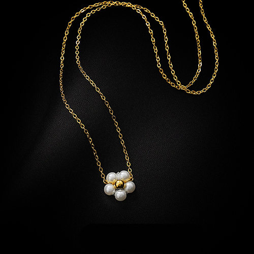 Schlichter Stil mit Blumen-Anhänger, künstliche Perle, Edelstahl-Beschichtung, 18 Karat vergoldet