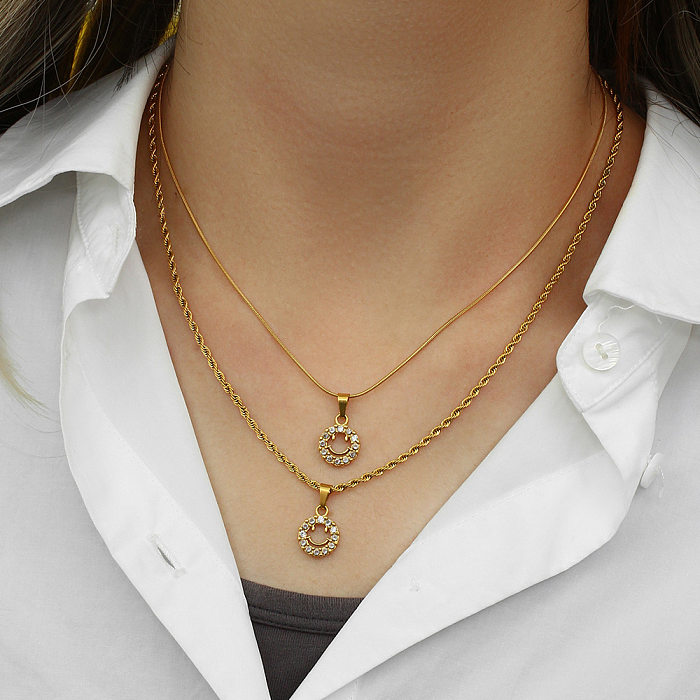 Collier pendentif en acier inoxydable avec visage souriant à la mode, plaqué Zircon, colliers en acier inoxydable