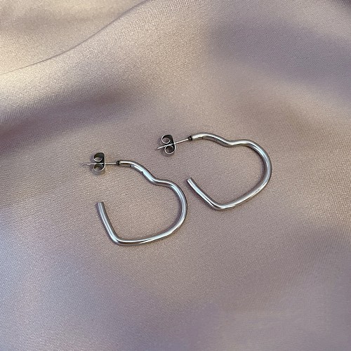 1 Pair Elegant Lady Heart Shape Plating Stainless Steel  Ear Studs
