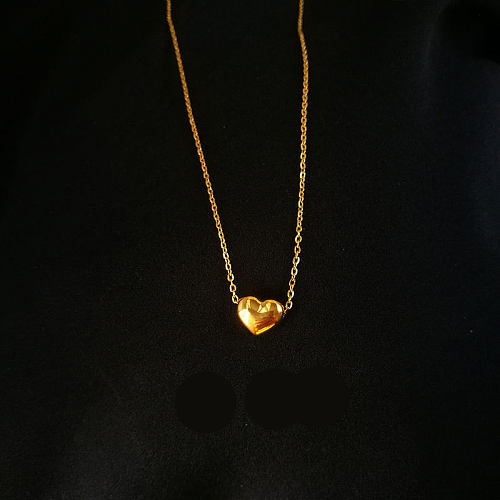 Collier pendentif plaqué or 18 carats en acier inoxydable en forme de cœur de style IG