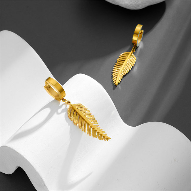 1 paire de boucles d'oreilles pendantes plaquées en acier inoxydable, plumes de Style Simple