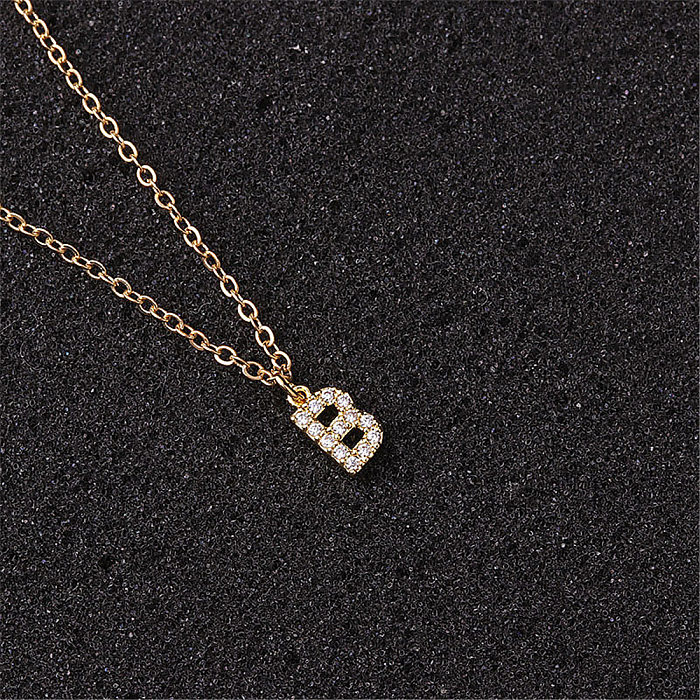 Collier pendentif en Zircon avec incrustation de cuivre et d'acier inoxydable avec lettres de Style Simple