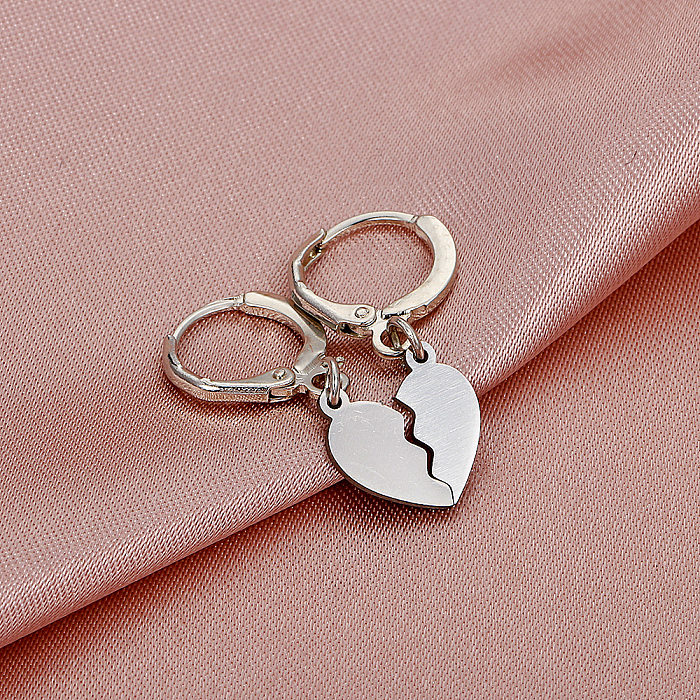 Wholesale Jewelry Simple Stainless Steel  Cracked Heart Ear Buckle jewelry