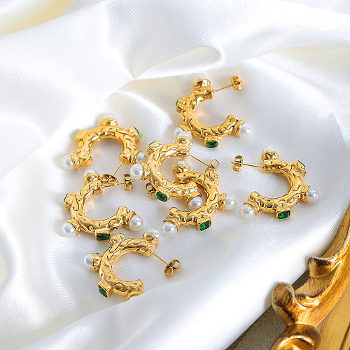1 paire de clous d'oreilles plaqués or 18 carats, Style Baroque rétro, incrustation en forme de C, perles artificielles en acier inoxydable, pierre de verre