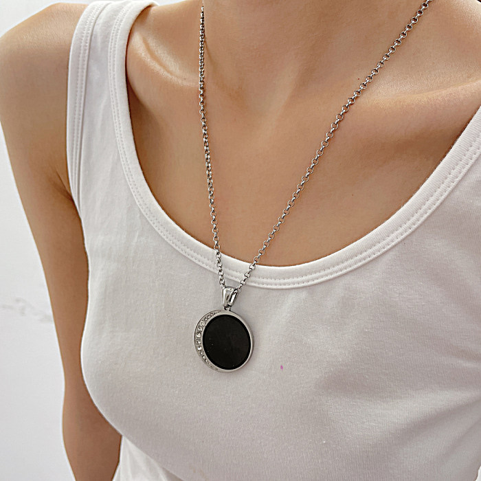 Lady Simple Style Circle Stainless Steel Artificial Gemstones Pendant Necklace In Bulk