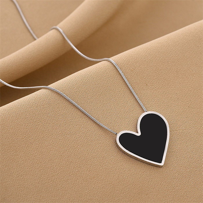Elegant Heart Shape Stainless Steel Plating Shell Necklace
