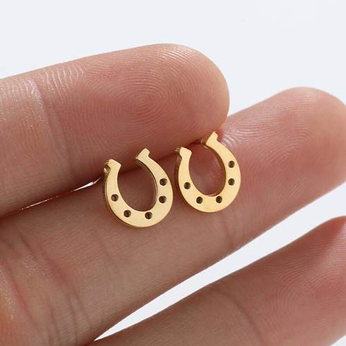 Fashion U Shape Stainless Steel Hollow Out Ear Studs 1 Pair
