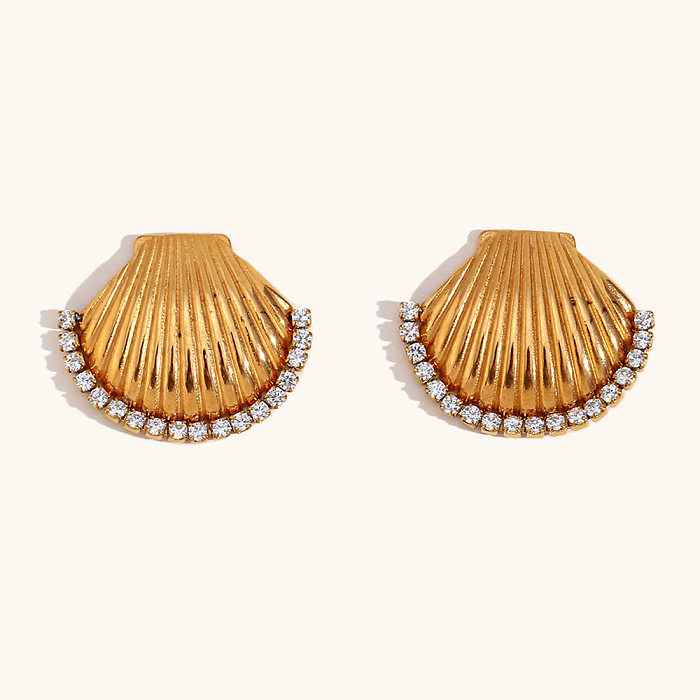 1 Paar Ohrringe im klassischen Stil mit Muschelbeschichtung und Inlay aus Edelstahl mit Zirkon und 18-Karat-Vergoldung