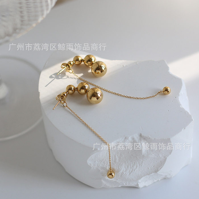 Boucles d'oreilles rétro en métal avec pompon et perles dorées en acier inoxydable