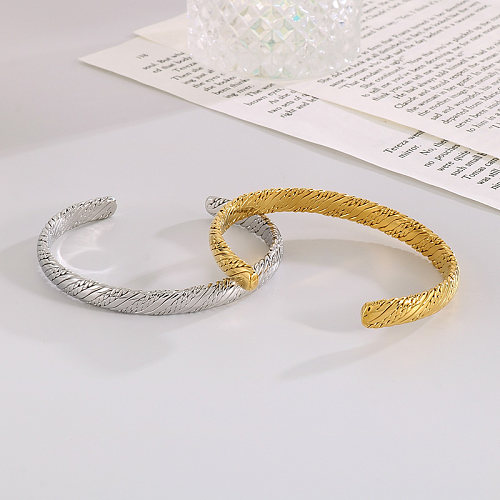 Simple Style Streetwear Solid Color Stainless Steel 18K Gold Plated Cuff Bracelets In Bulk