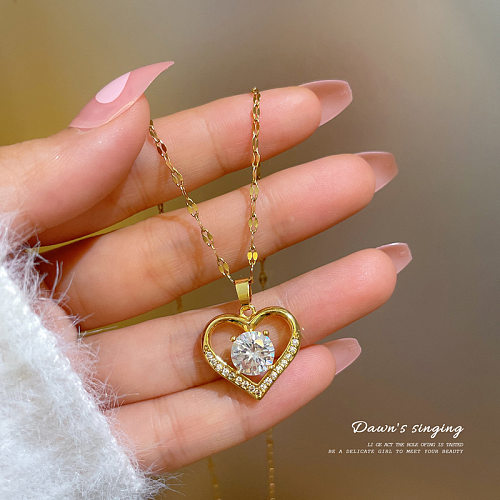 Fashion Heart Shape Stainless Steel Copper Inlay Zircon Pendant Necklace