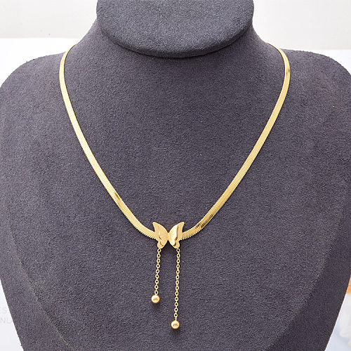 Collar chapado en oro de 18 quilates con revestimiento de acero inoxidable y mariposa de estilo vintage