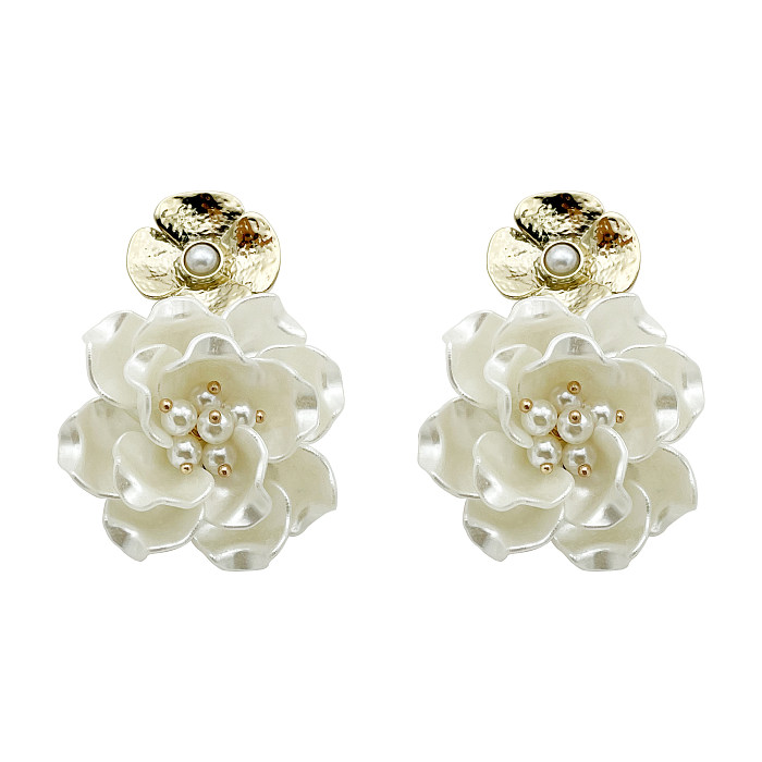 1 Paar elegante Blumen-Ohrringe aus Edelstahl mit Aryl-Imitat-Perlenbeschichtung, vergoldet