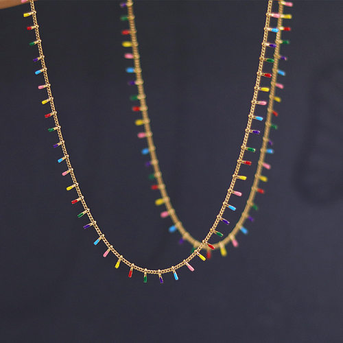 Modische mehrfarbige Epoxidharz-Halskette aus Edelstahl, 1 Stück