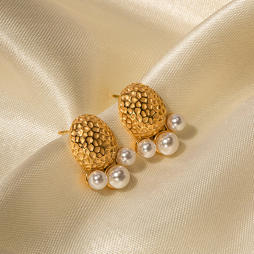 1 Paar elegante, klassische ovale Ohrringe mit Hammermuster-Beschichtung, künstliche Perlen aus Edelstahl, 18 Karat vergoldet