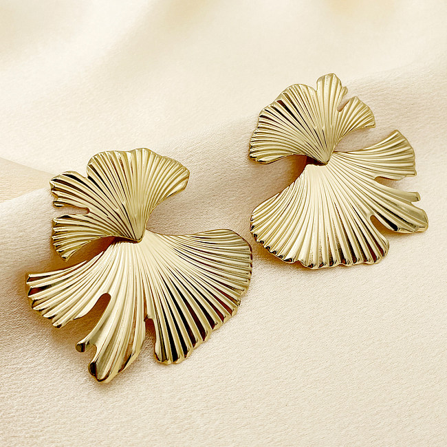 1 par de pinos de orelha banhados a ouro de aço inoxidável elegante estilo Ginkgo com folha de ginkgo