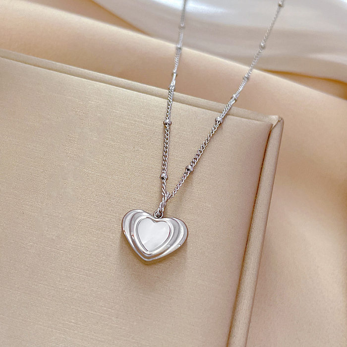 Collier pendentif en forme de cœur doux, placage en acier inoxydable, incrustation de coquille