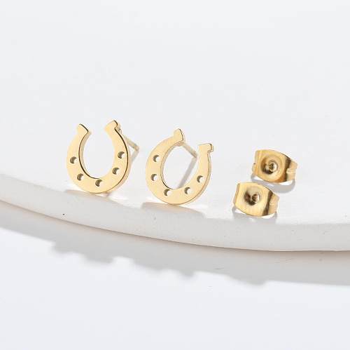 زوج واحد من ترصيع الأذن بتصميم بسيط على شكل حرف U من الفولاذ المقاوم للصدأ