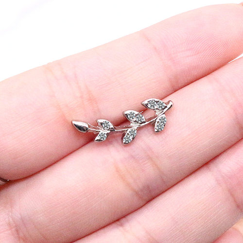 1 Piece Elegant Hawaiian Tropical Leaves Plating Inlay Stainless Steel  Alloy Rhinestones White Gold Plated Cartilage Earrings