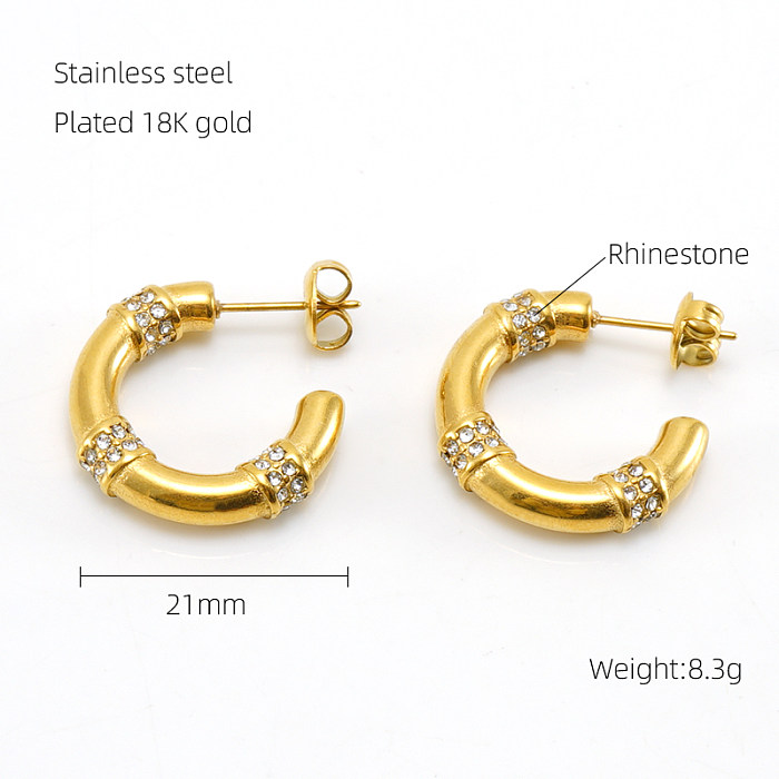 1 paire de clous d'oreilles élégants et brillants en forme de C, incrustation de perles en acier inoxydable et Zircon plaqué or 18 carats