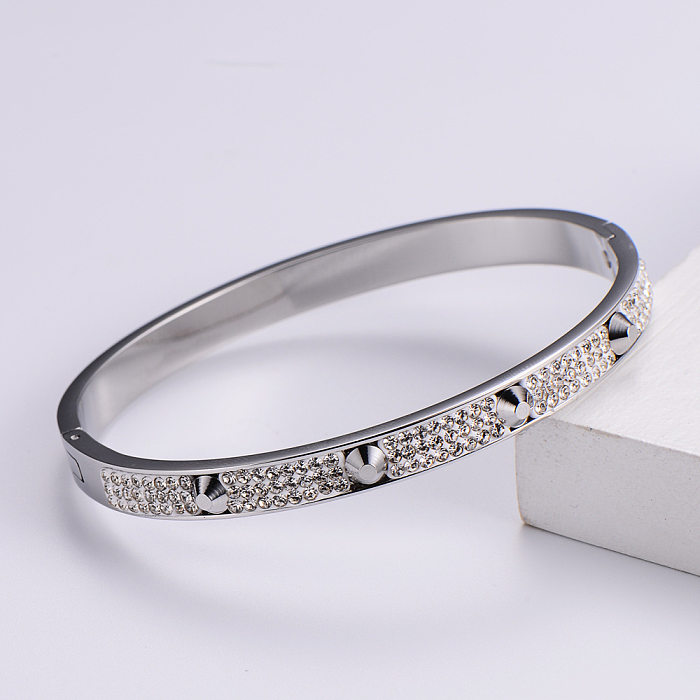 Bracelet en acier inoxydable à clous à la mode serti de diamants