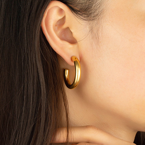1 peça de brincos de orelha banhados a ouro de aço inoxidável com revestimento de cor sólida estilo simples
