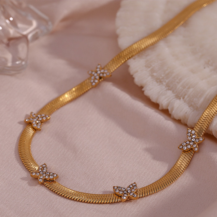 Elegante estilo vintage borboleta chapeamento de aço inoxidável strass colar banhado a ouro 18K