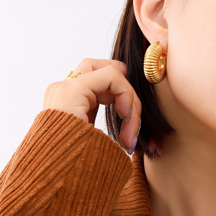 Geometrische Faden-Kreis-Ohrringe, französische Retro-Stil, einfache Edelstahl-Ohrringe