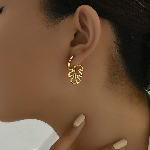 1 Pair Simple Style Leaf Hollow Out Stainless Steel  Ear Studs