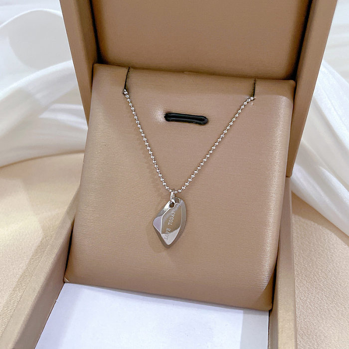 Wholesale Lady Geometric Stainless Steel Pendant Necklace