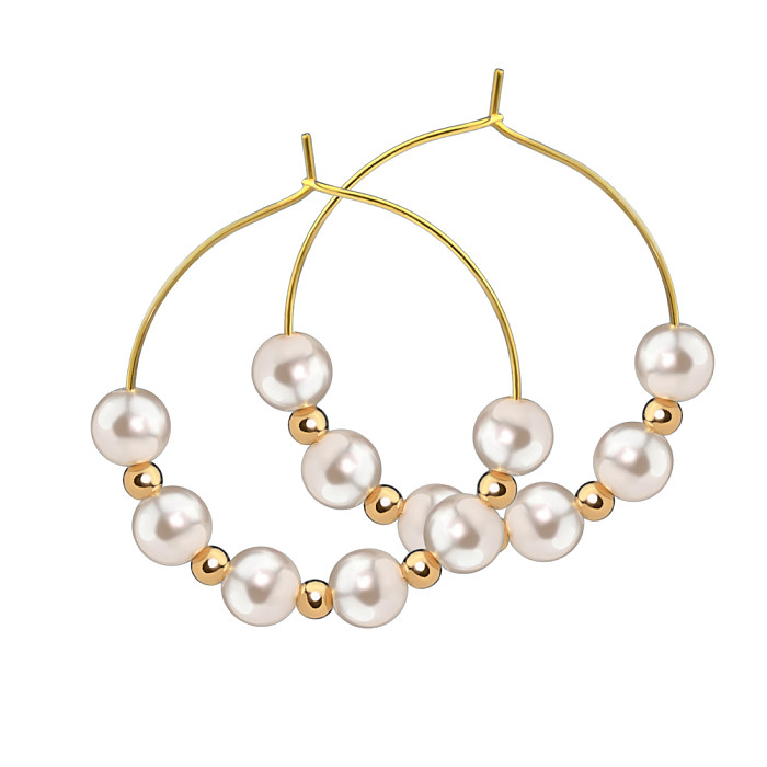 1 Paar elegante, runde, mit Perlen überzogene Edelstahl-Tropfenohrringe mit künstlichen Perlen und vergoldeten Ohrringen