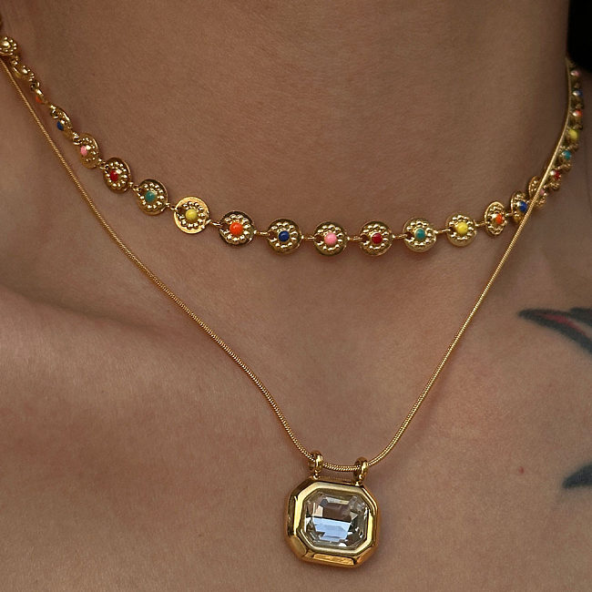 Halskette mit Anhänger im schlichten Polygon-Stil mit Edelstahlbeschichtung und Zirkon-18-Karat-Vergoldung