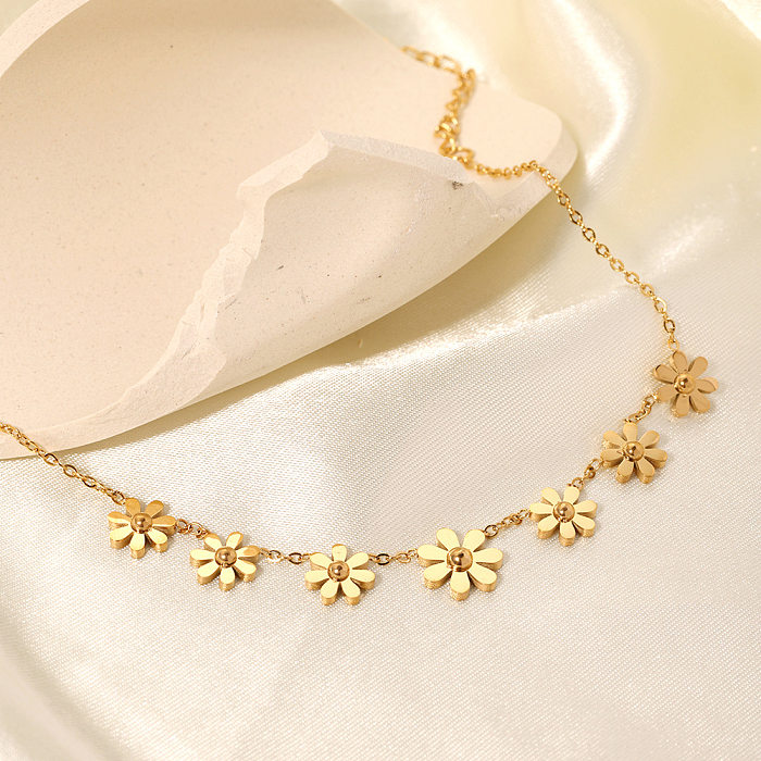 Casual Basic Geometric Flower Stainless Steel Plating 18K Gold Plated Bracelets