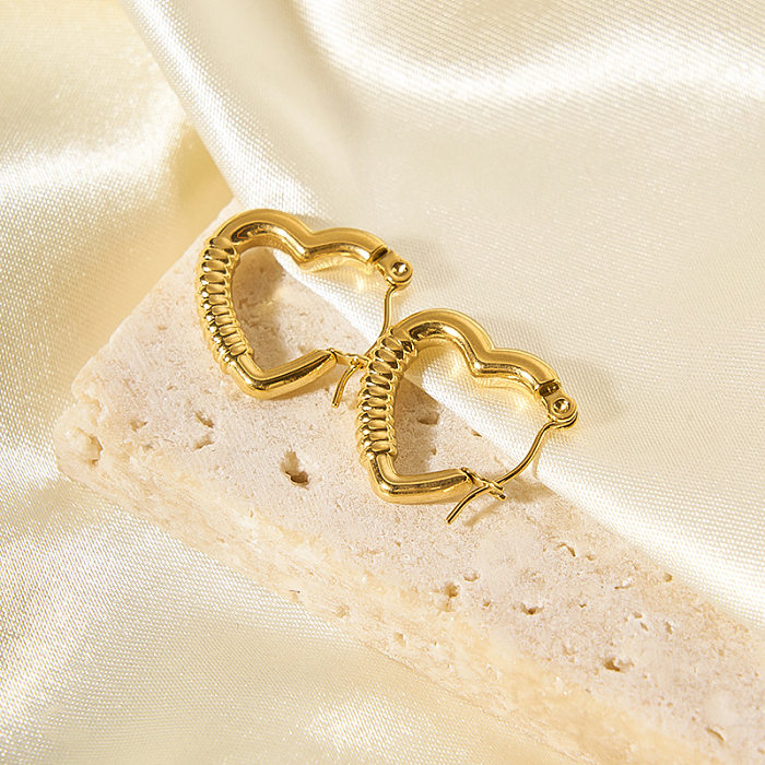 1 Paar herzförmige Ohrringe im IG-Stil aus Edelstahl mit 18-Karat-Vergoldung