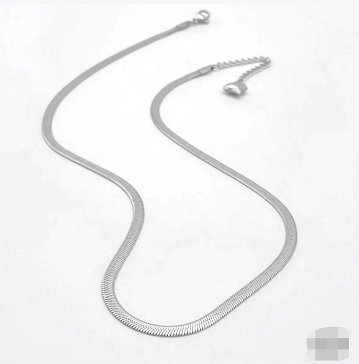 Simple Plain Chain Blade Chain Necklace In Stainless Steel Fashion Gold