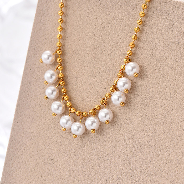 Elegante, runde Anhänger-Halskette aus Edelstahl mit künstlicher Perlenbeschichtung und 14-Karat-Vergoldung