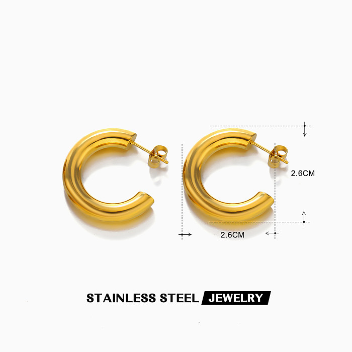 زوج واحد من أقراط الأذن المصنوعة من الفولاذ المقاوم للصدأ المطلي بالذهب عيار 1 قيراط بتصميم بسيط على شكل حرف C