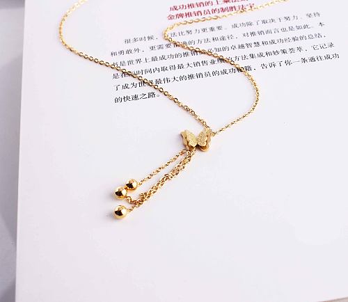 Elegant Romantic Classic Style Geometric Round Butterfly Stainless Steel  Plating Inlay Rhinestones Gold Plated Pendant Necklace