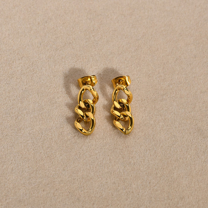 زوج واحد من الأقراط المطلية بالذهب عيار 1 قيراط المصنوعة من الفولاذ المقاوم للصدأ المطلي بالذهب عيار 18 قيراط، بتصميم بسيط على طراز IG